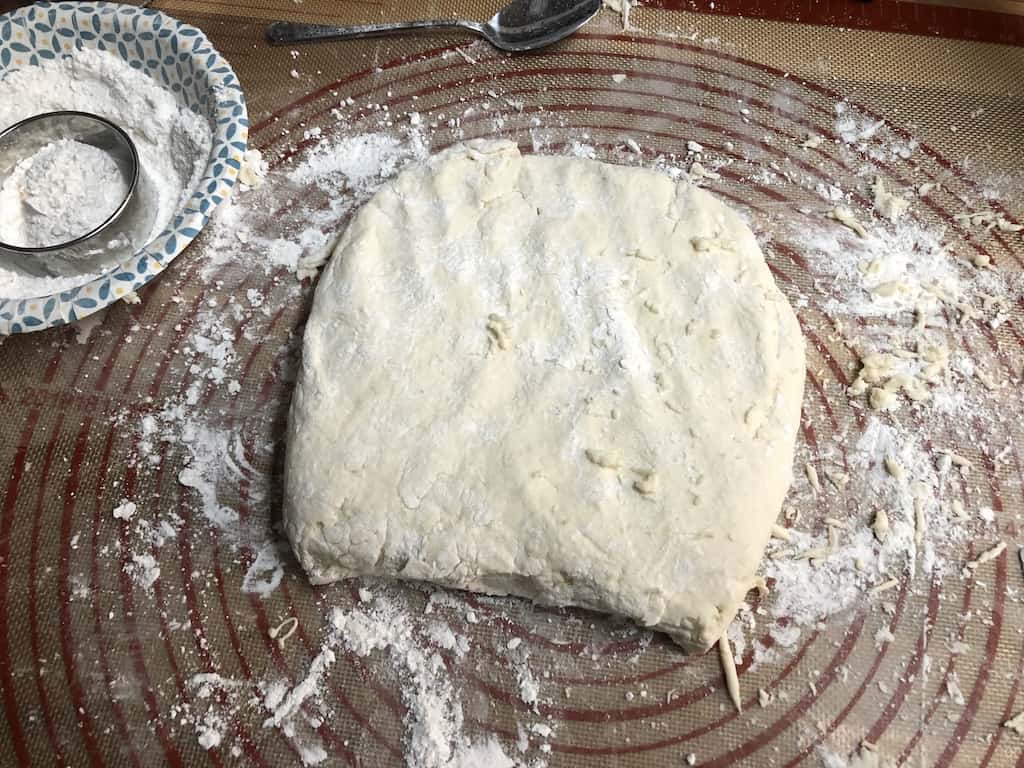biscuits and gravy dough